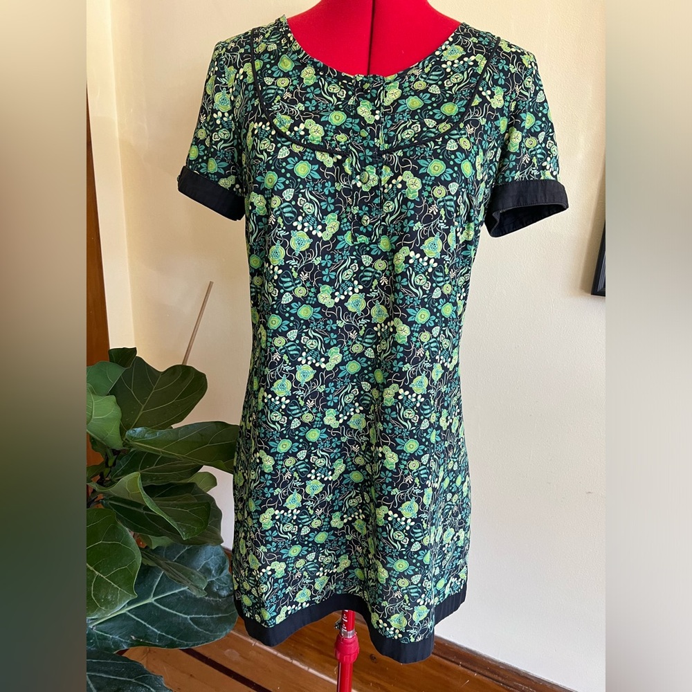 Vintage UK Green and black floral tunic dress